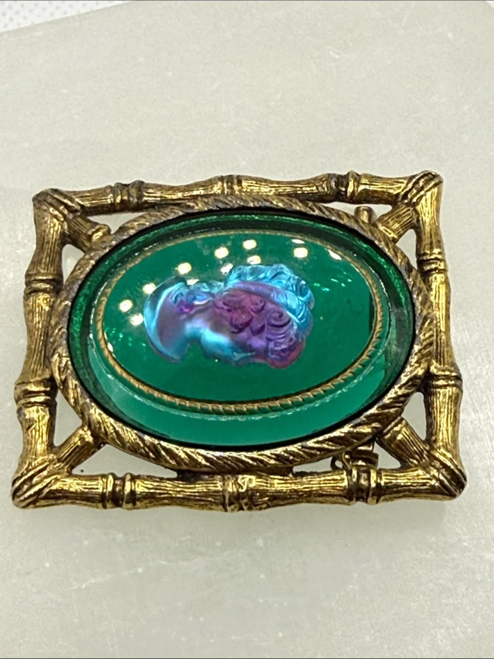 Vintage Green Glass Cameo Brooch with Gold Frame intaglio pin